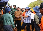 Bupati Irwan Dampingi Dirut MIND ID Tinjau Penanganan Kebocoran Pipa Minyak PTVI